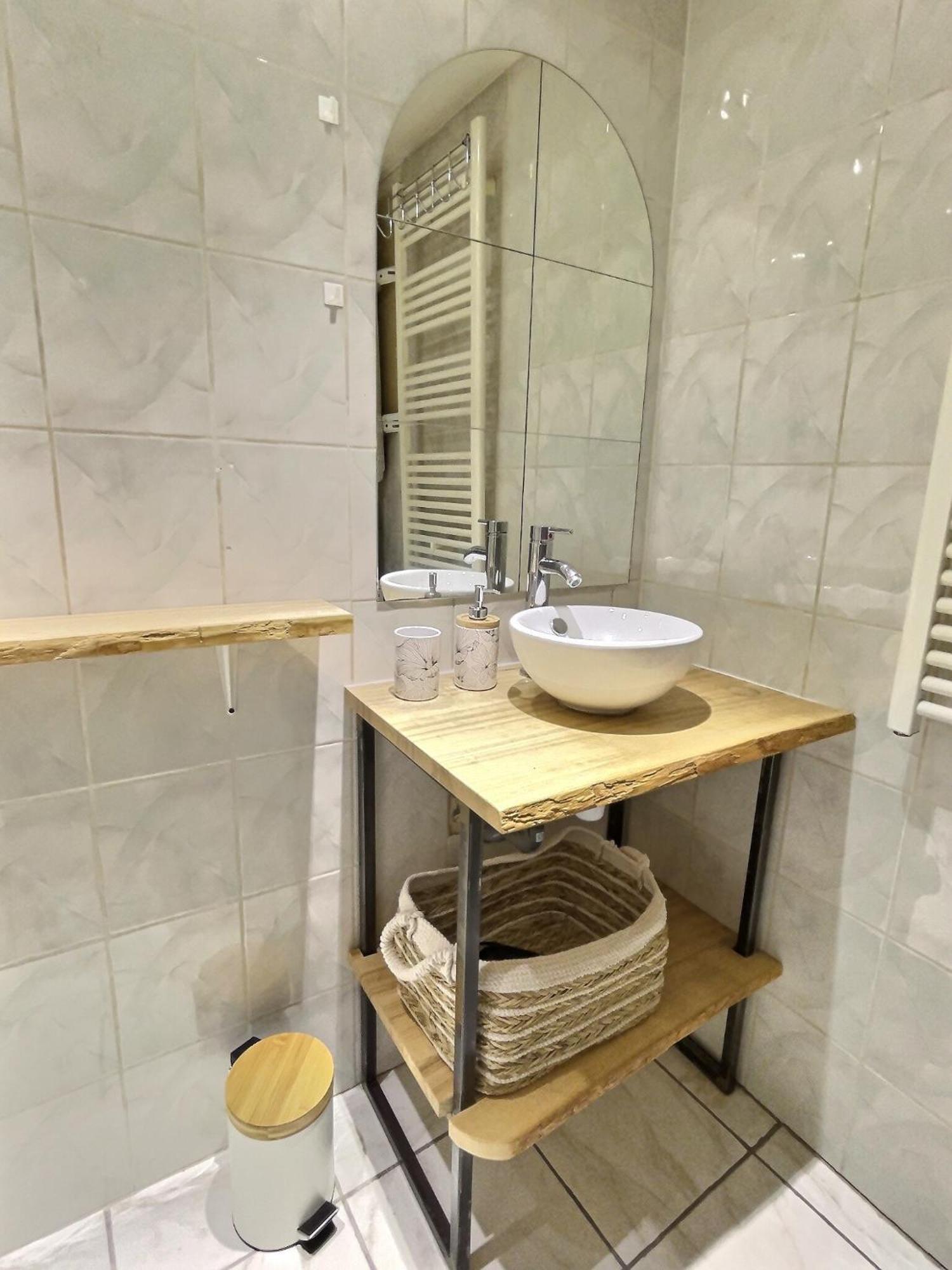 L'Abeille - Centre - Parking Gratuit Apartment Bourg-de-Péage Екстериор снимка